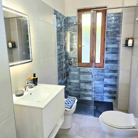 Stylish With Patio 4 Min Walk To The * ソラナス