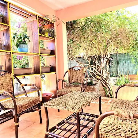 Stylish With Patio 4 Min Walk To The Solanas (Cagliari)