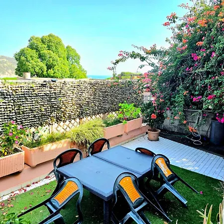 公寓 Stylish With Patio 4 Min Walk To The *