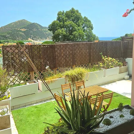 Lentiscu Garden Terrace Holiday Home Solanas Apartman